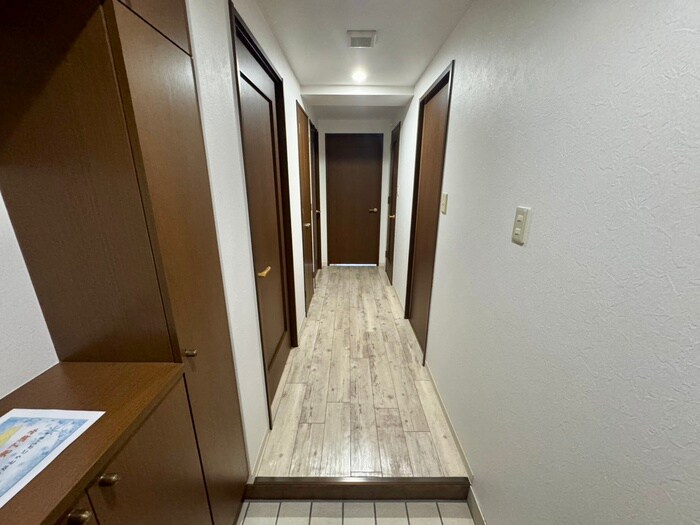 ロイヤルスクエアの物件内観写真