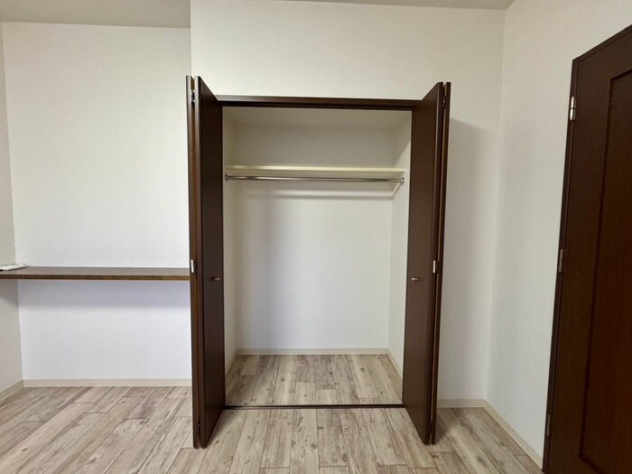 ロイヤルスクエアの物件内観写真