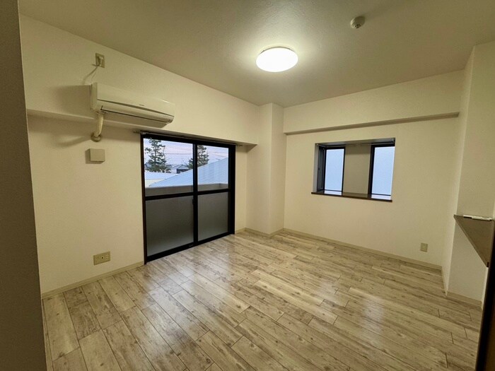 ロイヤルスクエアの物件内観写真