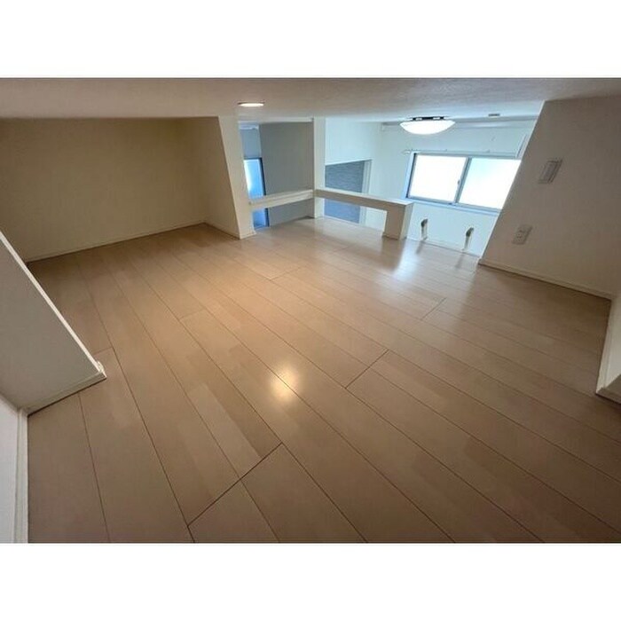 クレスト高畑の物件内観写真