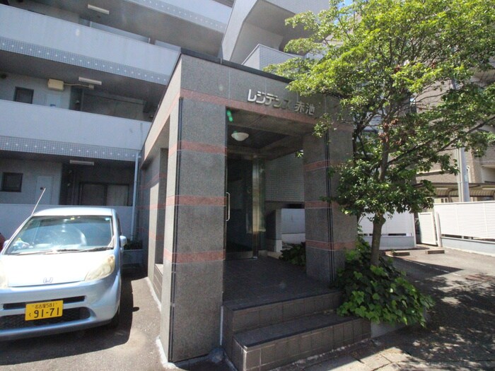 レジデンス赤池の物件外観写真