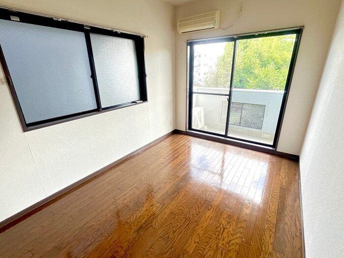 レジデンス赤池の物件内観写真