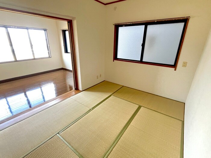 レジデンス赤池の物件内観写真