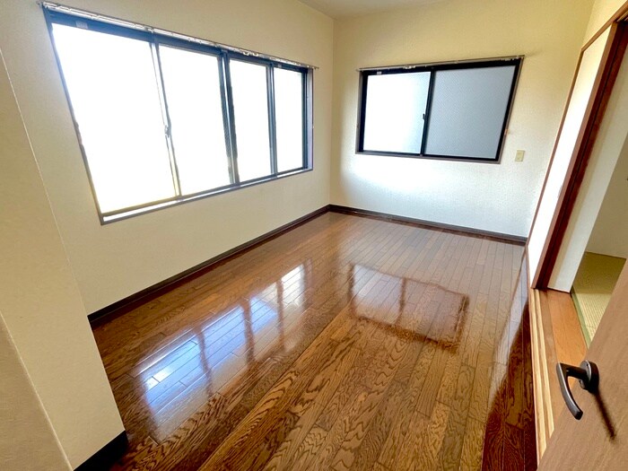 レジデンス赤池の物件内観写真