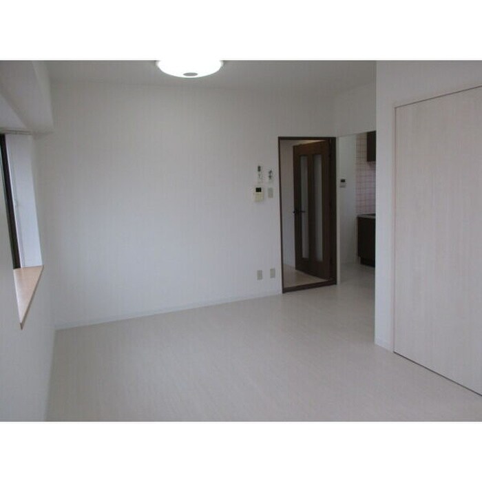 リヴィエール日比津の物件内観写真