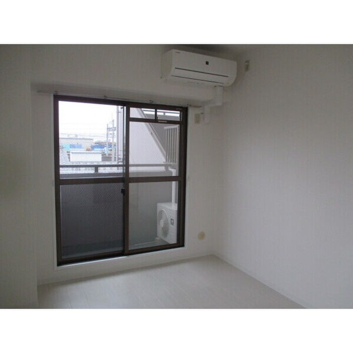 リヴィエール日比津の物件内観写真