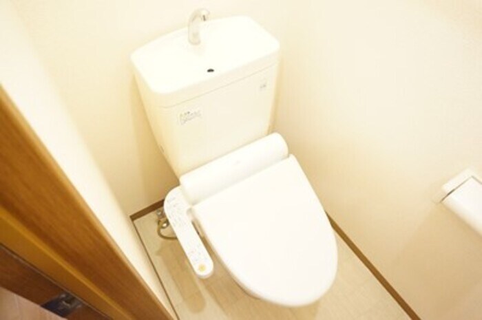 パイン・ウォールの物件内観写真