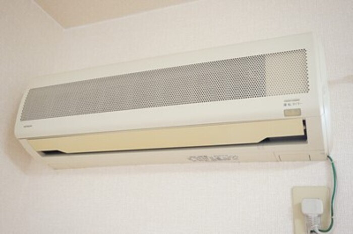 パイン・ウォールの物件内観写真