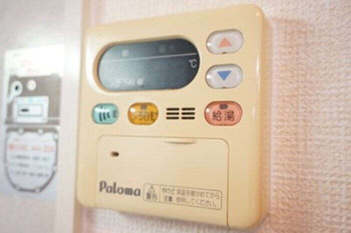 パイン・ウォールの物件内観写真