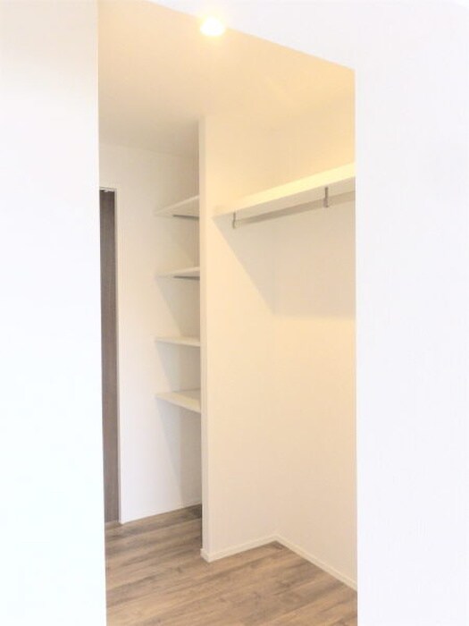 エル　ブルックの物件内観写真