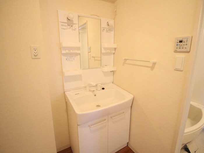 ＣＲＥＣＥＲ　ＳＯＵＴＨの物件内観写真