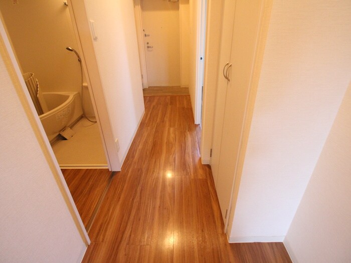 ＣＲＥＣＥＲ　ＳＯＵＴＨの物件内観写真