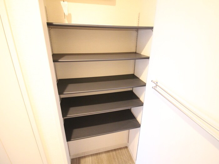 ＣＲＥＣＥＲ　ＳＯＵＴＨの物件内観写真