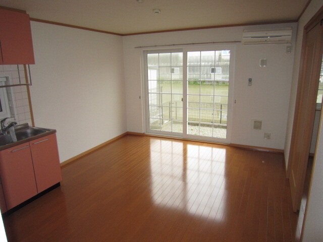 カ－サリ－ヴァの物件内観写真