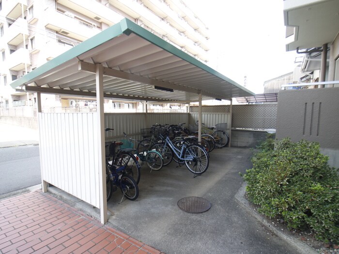 稲熊ビルの物件外観写真