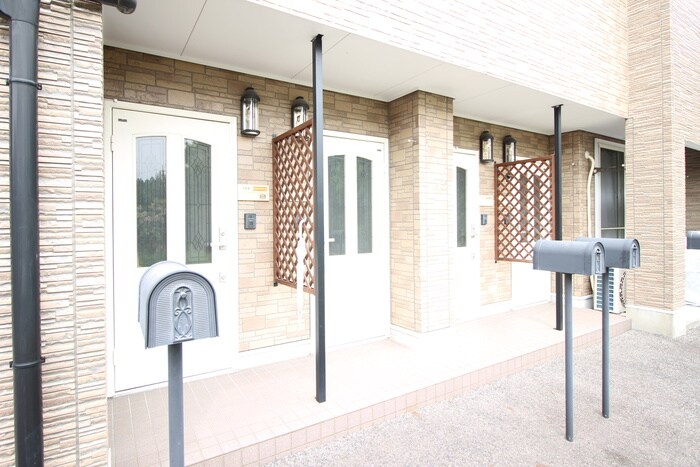 サンフラワー根ノ上の物件外観写真