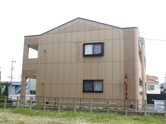 エスポアールⅡの物件外観写真