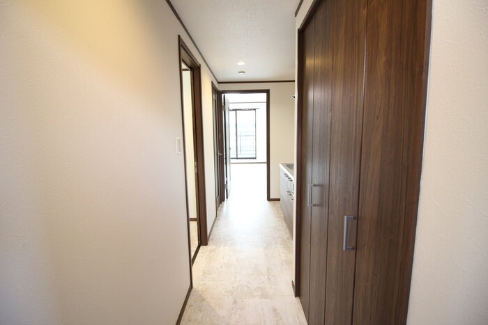 CENT FORCE HAKUUNの物件内観写真