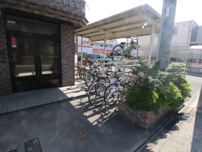 グランディール新福寺の物件外観写真