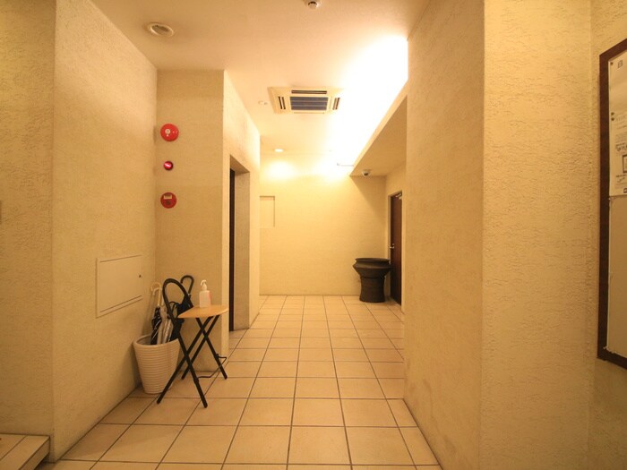 ライオンズマンション栄第2の物件外観写真