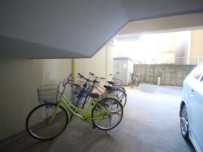 ライオンズマンション栄第2の物件外観写真