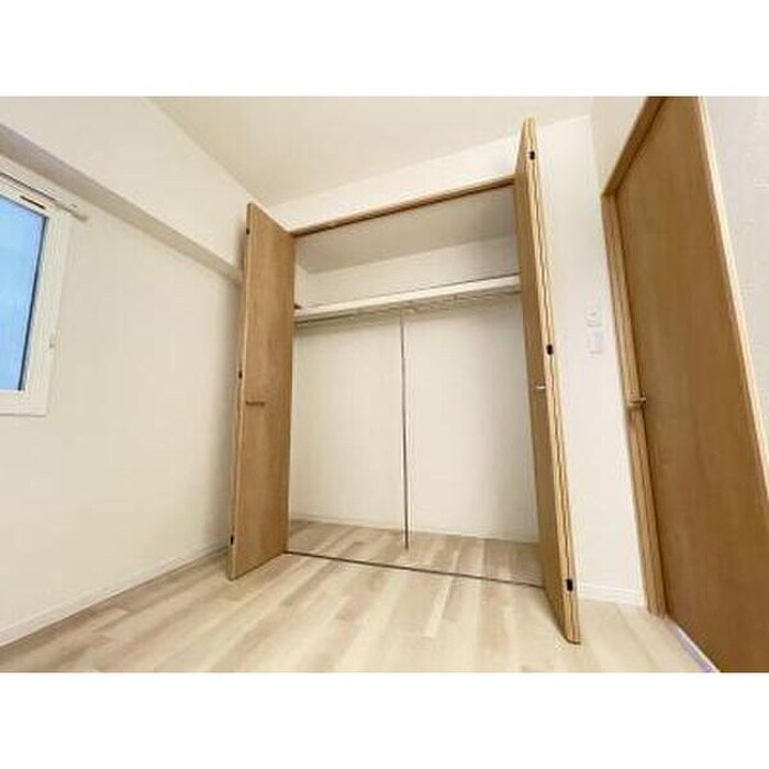 ライオンズマンション栄第2の物件内観写真