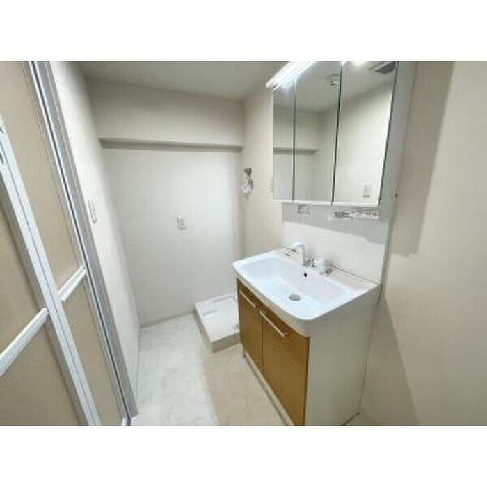 ライオンズマンション栄第2の物件内観写真