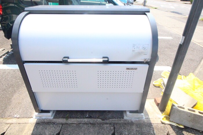 サン小牧の物件外観写真