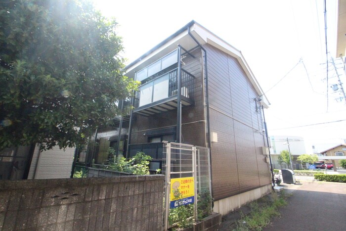 サン小牧の物件外観写真