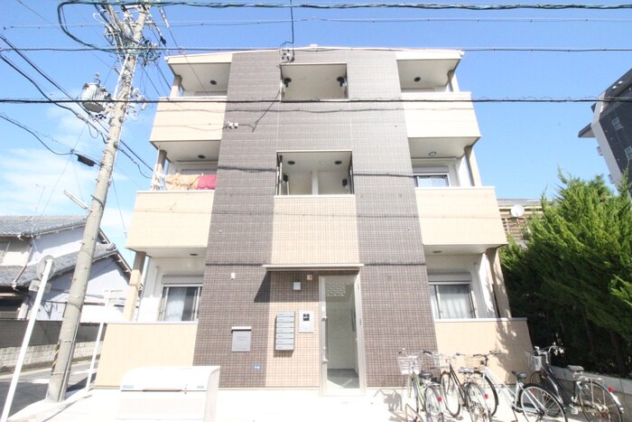 ファミリエNagoyaの物件外観写真