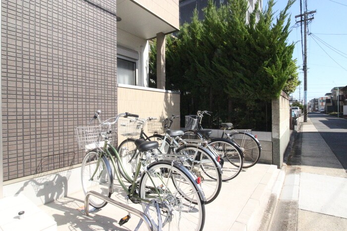 ファミリエNagoyaの物件外観写真