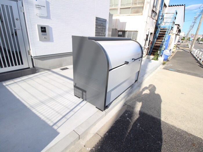 pavillon honnete biwajimaの物件外観写真