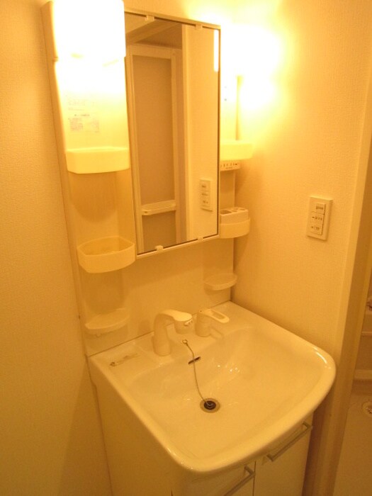 ユーレジデンス名駅南の物件内観写真