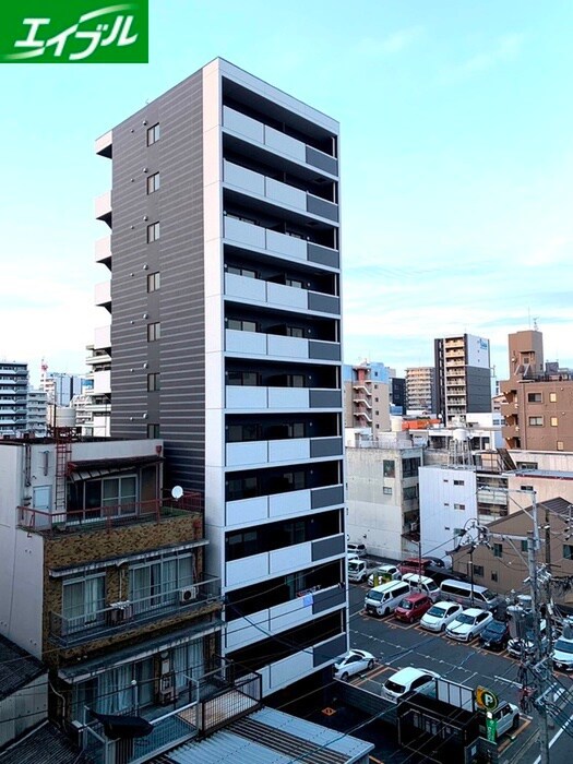 GRAN DUKE栄elimaの物件外観写真