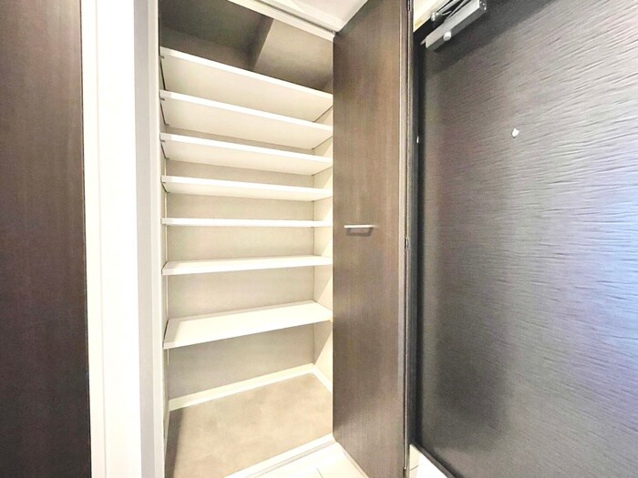 GRAN DUKE栄elimaの物件内観写真