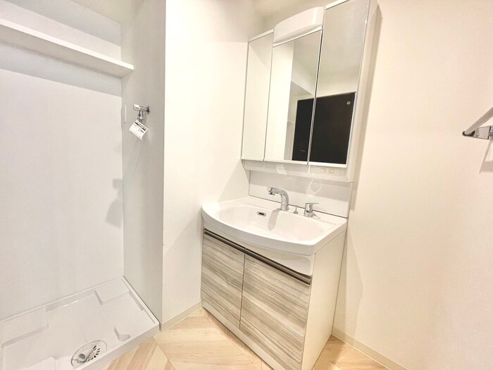 GRAN DUKE栄elimaの物件内観写真