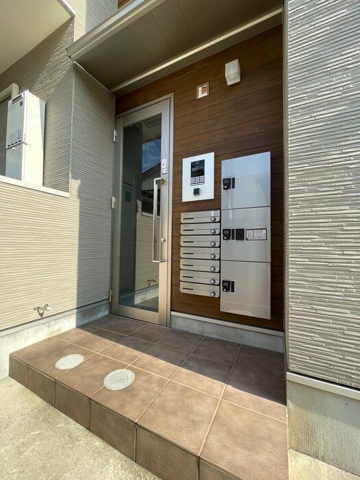 ハーモニーテラス川名本町の物件外観写真