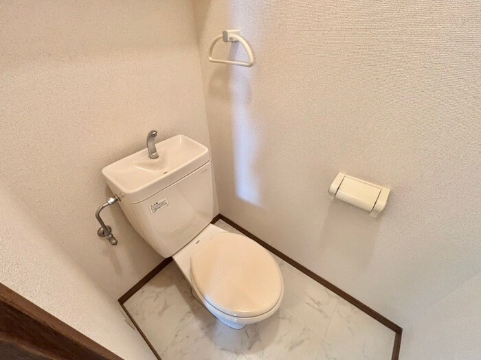 サンフラワーハイツA棟の物件内観写真