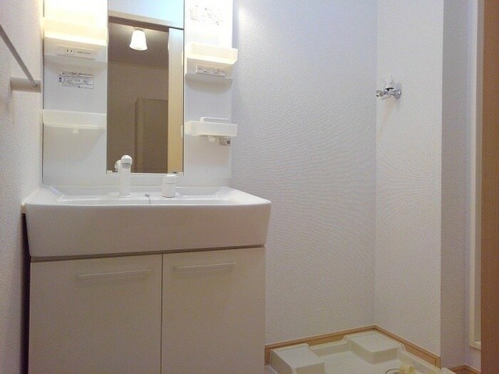 コンフォ－トⅡの物件内観写真