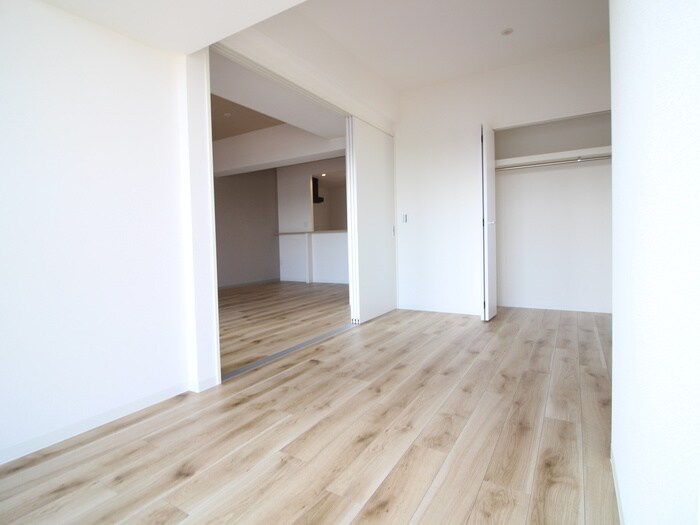 ｽﾘｰｱｲﾗﾝﾄﾞﾀﾜｰ星ヶ丘の物件内観写真