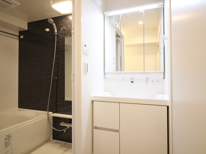 ｽﾘｰｱｲﾗﾝﾄﾞﾀﾜｰ星ヶ丘の物件内観写真