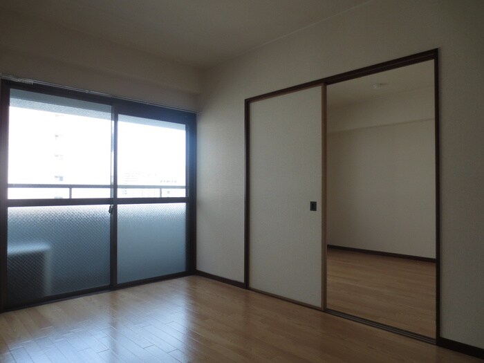 エムズハウス栄の物件内観写真