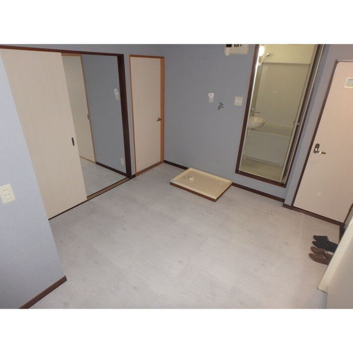 エムズハウス栄の物件内観写真