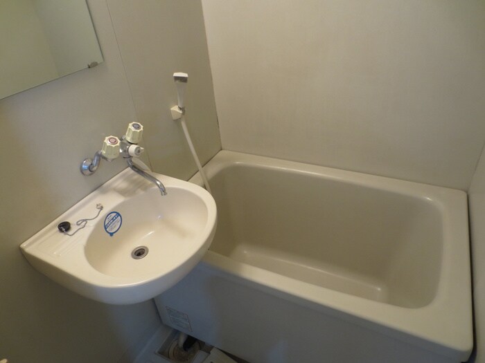 エムズハウス栄の物件内観写真