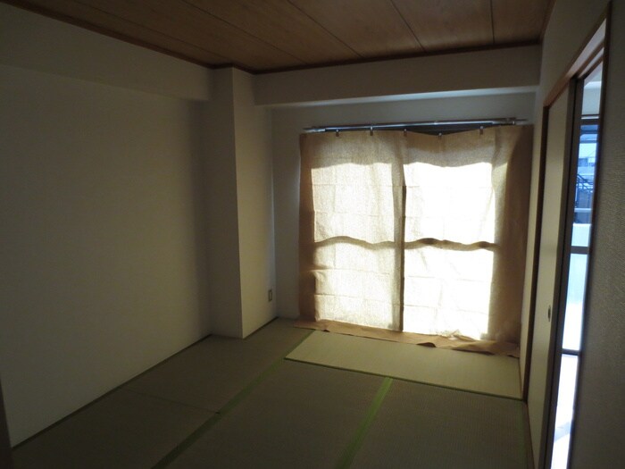 エムズハウス栄の物件内観写真