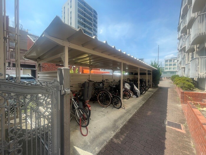 グリーンコート浅井の物件外観写真