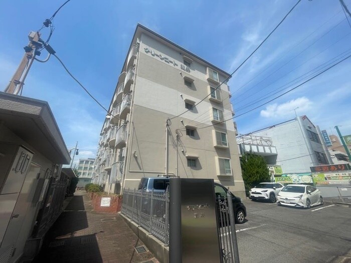 グリーンコート浅井の物件外観写真