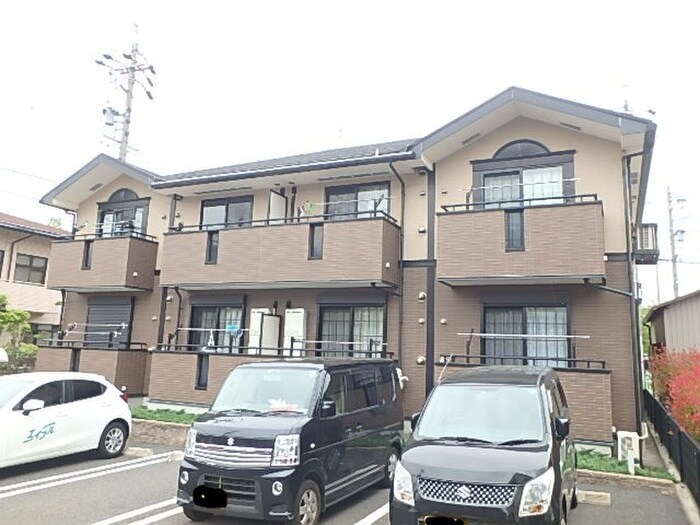 アルドールの物件外観写真