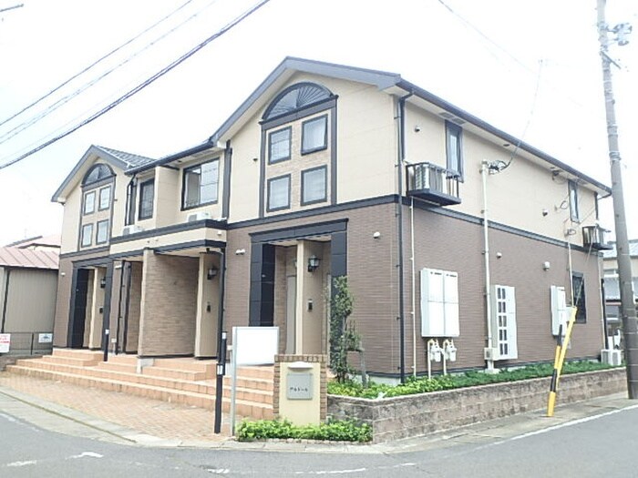 アルドールの物件外観写真