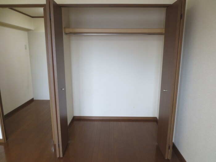 サンシティ栄生の物件内観写真